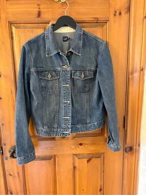 GAP Women's Classic Blue Jean Jacket, Y2K, size L, 100% cotton, like new